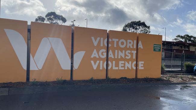 A mural in Morwell promotes a safer Victoria.