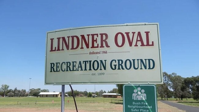 Lindner Oval, Peak Hill.