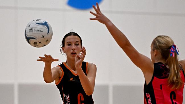 U17 Latrobe Valley v Henderson. Picture: Andy Brownbill