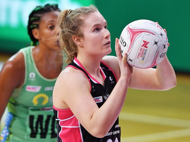 ADELAIDE, AUSTRALIA - MAY 22 Samantha Gooden of the Thunderbirds shoots for a supergoal during the round four Super Netball match between Adelaide Thunderbirds and West Coast Fever at , on May 22, 2021, in Adelaide, Australia. (Photo by Mark Brake/Getty Images)