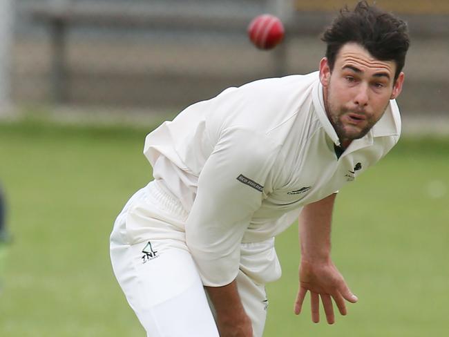 Anglesea bowler Dale Kerr. Picture: Mark Wilson