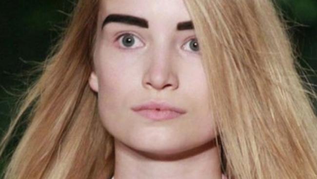 <i>Bad brows: how to fix a bad eyebrow tint</i>