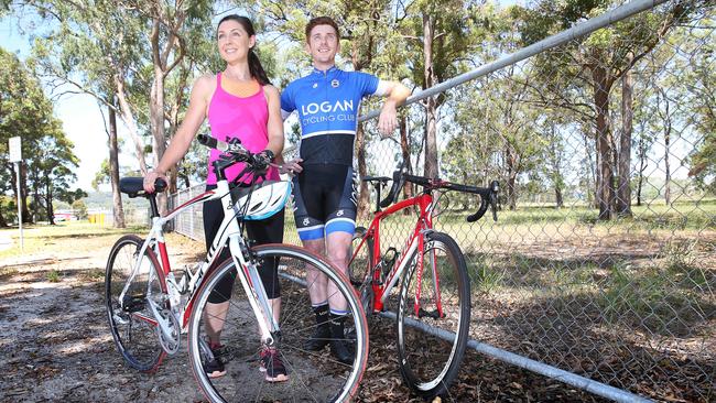 Amy and Gene Gurling from Logan City Cycling. Picture: Patria Jannides