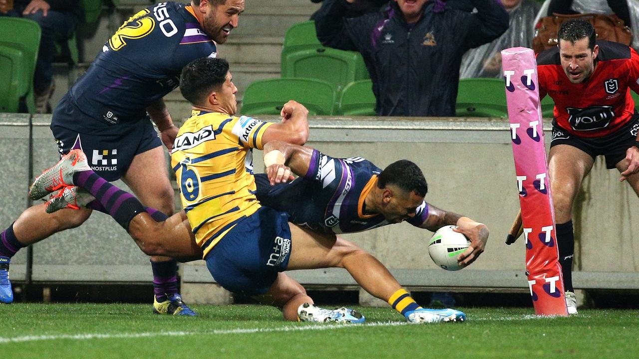 Josh Addo-Carr scores a brilliant long-range try for the Storm.