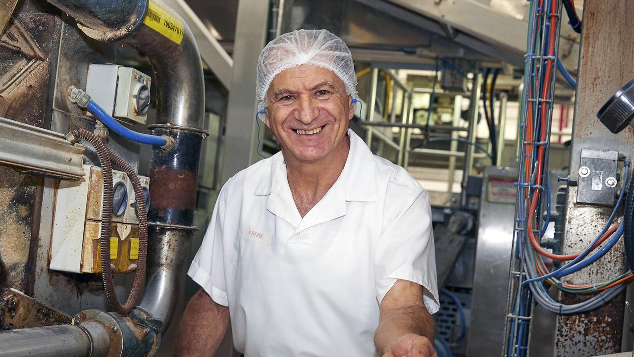 Arnott’s Biscuits: Huntingwood employee Frank Orlando marks 50 years ...