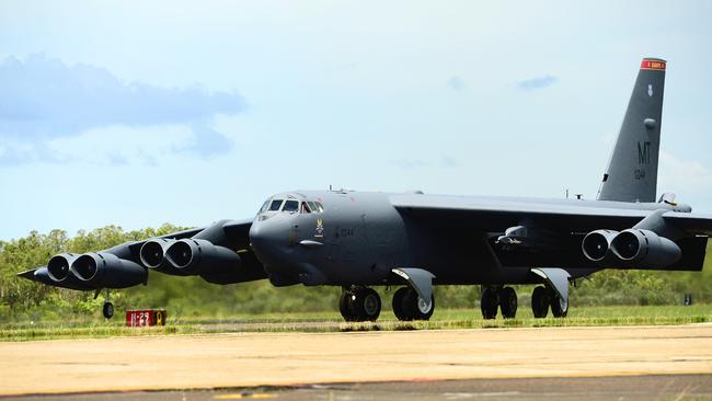 US sends B-52 nuclear bomber over disputed South China Sea islands ...