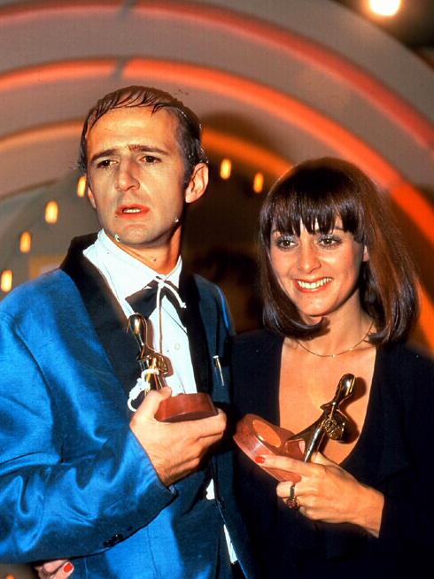 Garry McDonald in character as Norman Gunston and Denise Drysdale, at the 1976 TV Week Logie Awards.