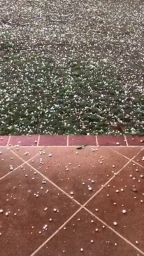 Hailstones hit Kooralbyn outside of Beaudesert