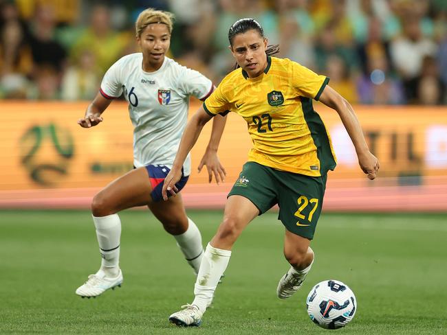 MELBOURNE, AUSTRALIA - DECEMBER 04: Alex Chidiac of Australia controls the ball during the International Friendly match between Australia Matildas and Chinese Taipei at AAMI Park on December 04, 2024 in Melbourne, Australia. (Photo by Robert Cianflone/Getty Images)