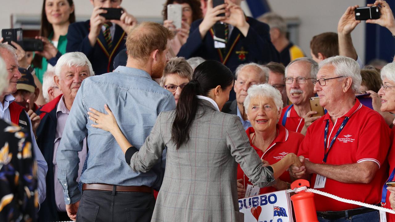 Harry and Meghan thrilled a cheering crowd at the Royal Flying Doctor Service at Dubbo Airport today.