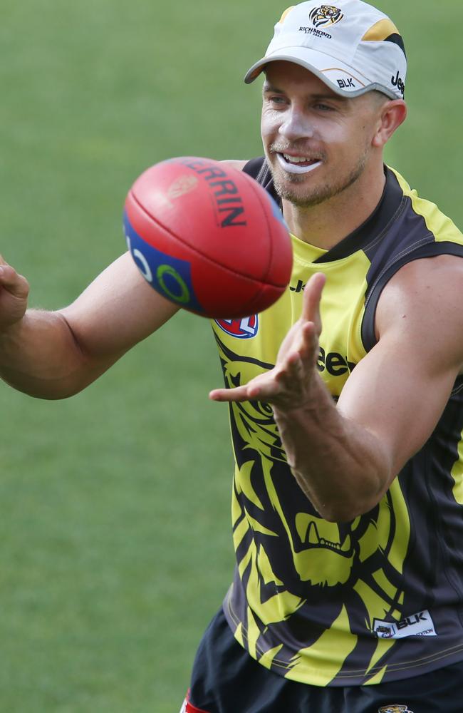 Brett Deledio does some ball work at Richmond training on Thursday. Picture: David Crosling