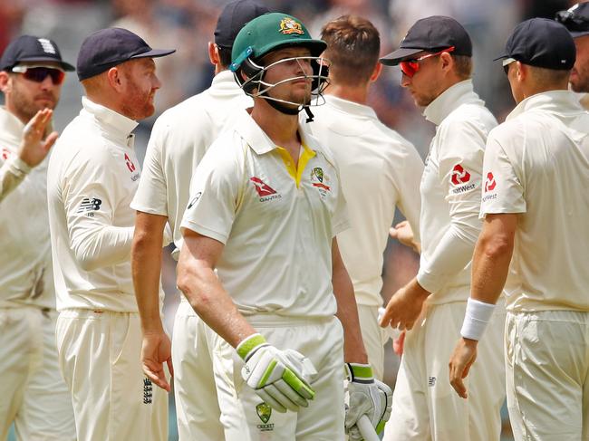 MELBOURNE, AUSTRALIA - DECEMBER 29:  Cameron Bancroft of Australia leaves the field after being dismissed by Chris Woakes of England during day four of the Fourth Test Match in the 2017/18 Ashes series between Australia and England at Melbourne Cricket Ground on December 29, 2017 in Melbourne, Australia.  (Photo by Scott Barbour/Getty Images)