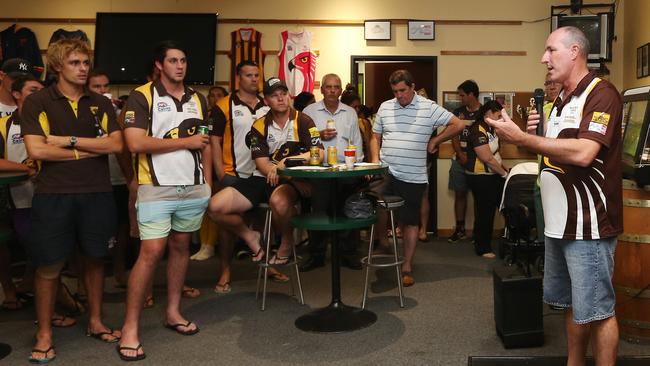 Manunda President Richard Martin (right) addresses the Hawks faithful at a Q&amp;A session regarding their suspension from the 2015 season. PICTURE: BRENDAN RADKE.