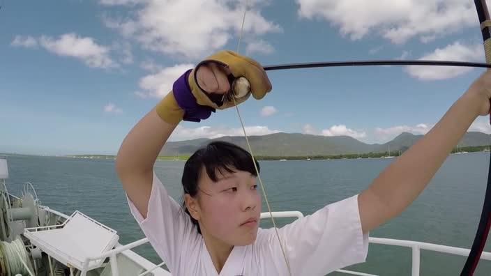 Cairns maritime students tour Japanese training ship