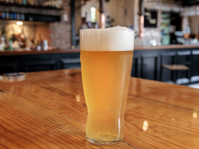 MELBOURNE, AUSTRALIA - NewsWire Photos JANUARY 28, 2023: BEER INFLATION.  The price of beer is set to rise for the second time in six months as inflation soars, bringing the price of a schooner to $12. Beer. Generic. StockPicture: NCA NewsWire / David Geraghty