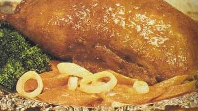 Apricot duck was a feature of the Australian Women’s Weekly’s Christmas special in 1976. Picture: Trove