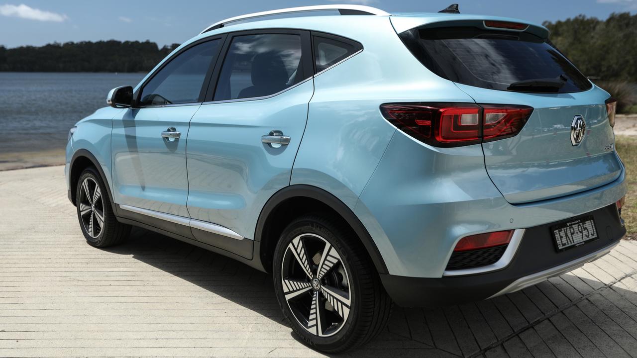 Apart from the exclusive alloy wheel style, the electric version of the MG ZS looks similar to petrol-powered models.