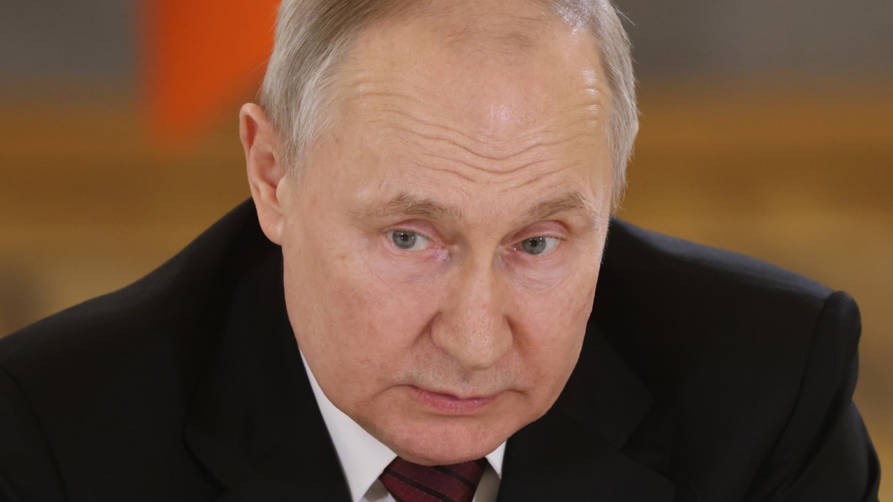 Președintele Vladimir Putin a subliniat posibilitatea unor discuții de pace, deoarece recunoaște că Rusia rămâne fără provizii militare
