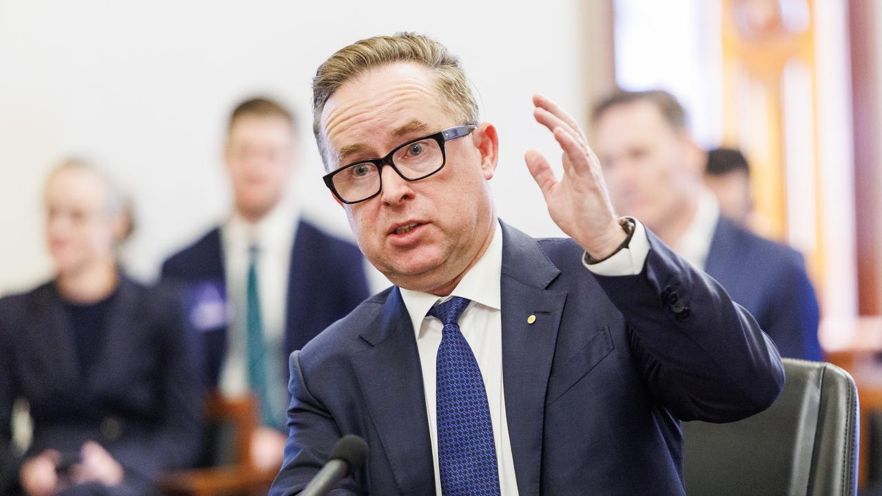 Alan Joyce has told the inquiry that he cannot attend as he is overseas. Picture NCA NewsWire / Aaron Francis