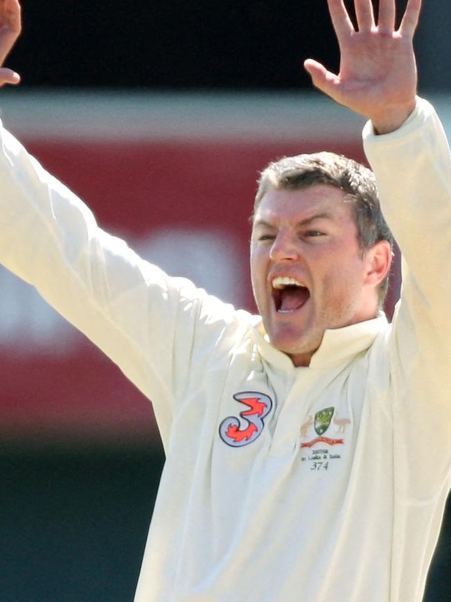 Stuart MacGill has been on the phone to his former cricket mates. Picture: AFP