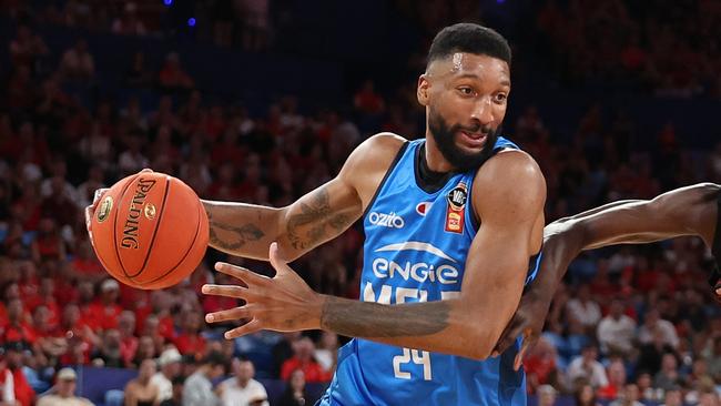 PERTH, AUSTRALIA - JANUARY 22: Marcus Lee of Melbourne United drives to the key during the round 17 NBL match between Perth Wildcats and Melbourne United at RAC Arena, on January 22, 2025, in Perth, Australia. (Photo by Paul Kane/Getty Images)