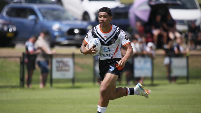 Glassie Glassie was in the thick of the action for Monaro. Picture: Warren Gannon Photography