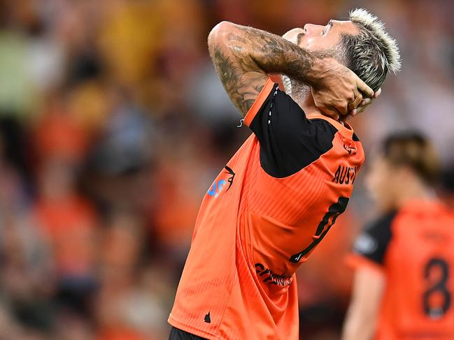 BRISBANE, AUSTRALIA - OCTOBER 14: Charlie Austin of the Roar shows his frustration during the round two A-League Men's match between Brisbane Roar and Melbourne City at Suncorp Stadium, on October 14, 2022, in Brisbane, Australia. (Photo by Albert Perez/Getty Images)