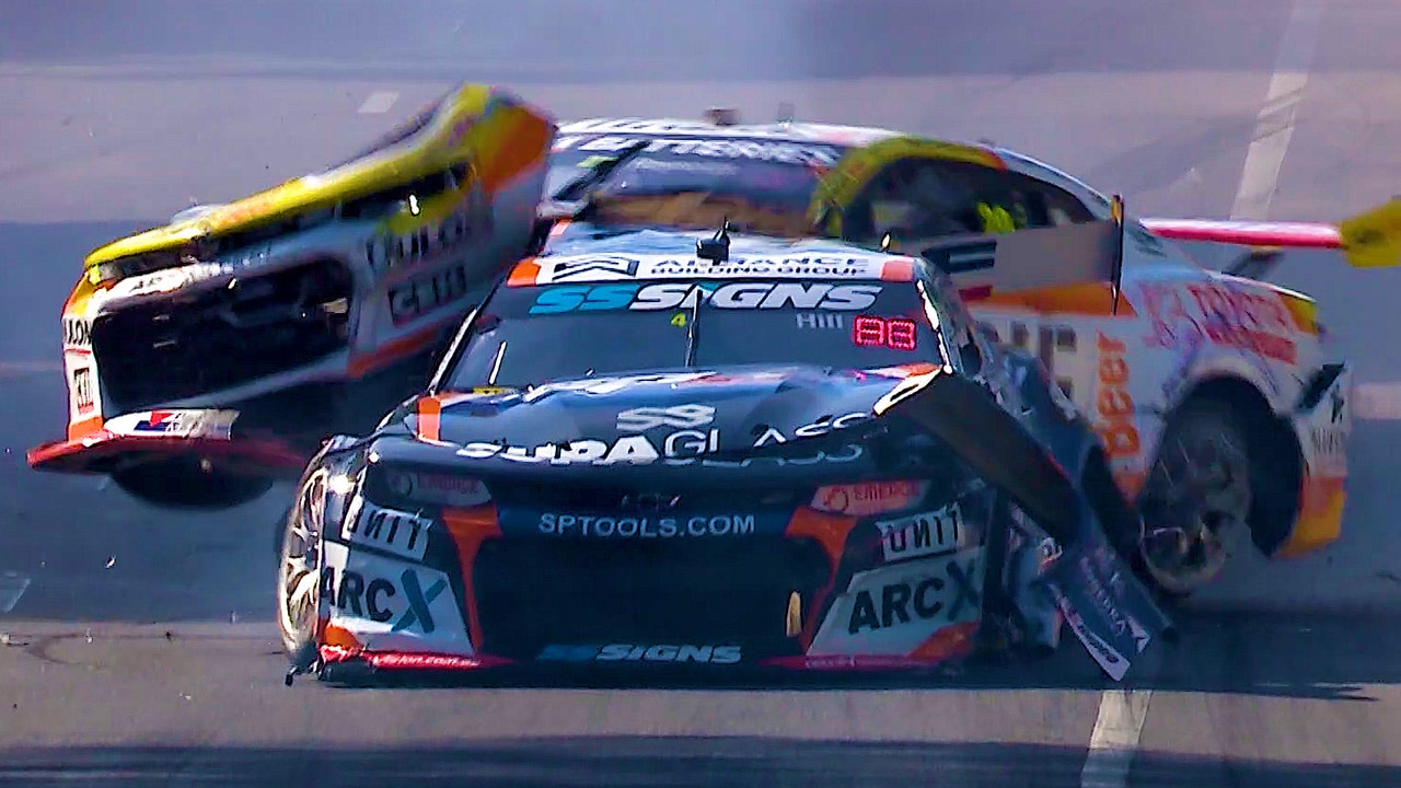 Supercars qualifying carnage in Adelaide