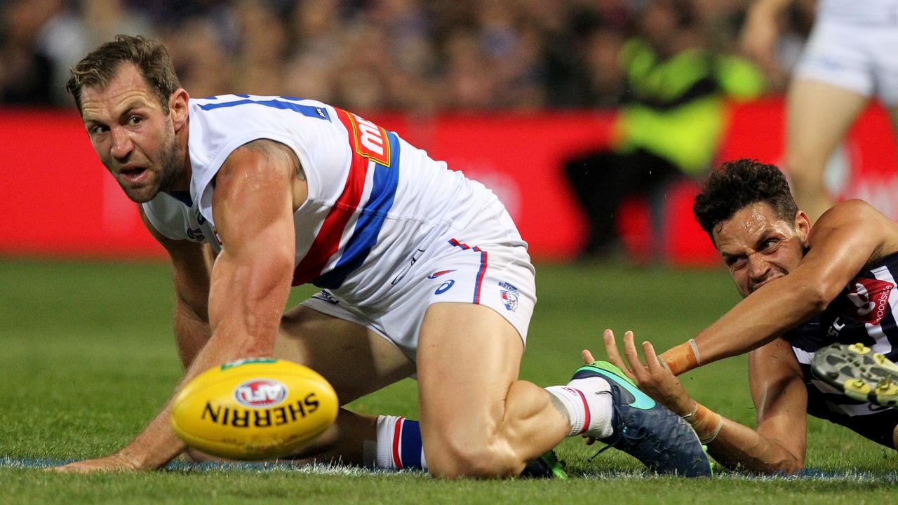 Travis Cloke has opened up on his difficult 2017 season at the Western Bulldogs. (AAP Image/Richard Wainwright)