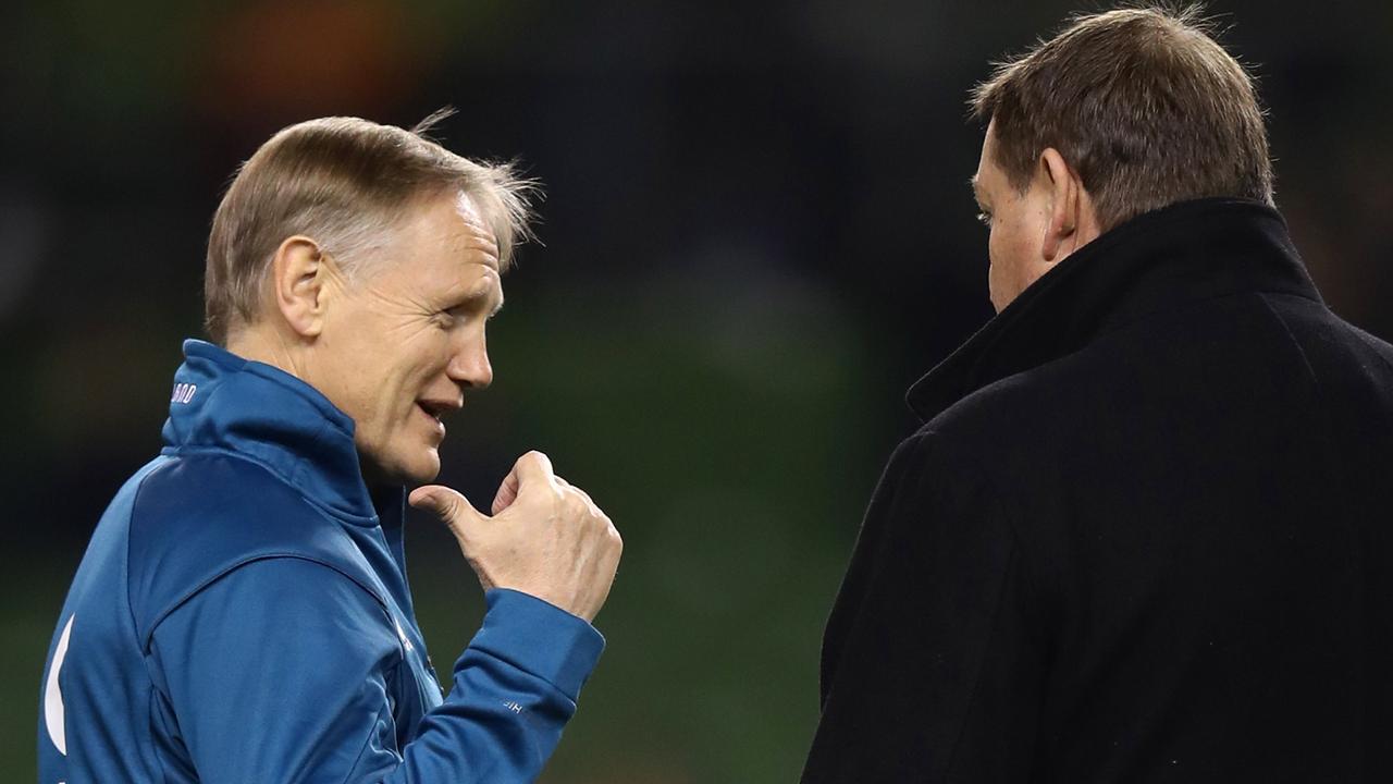 Ireland coach Joe Schmidt chews the fat with All Blacks rival Steve Hansen.