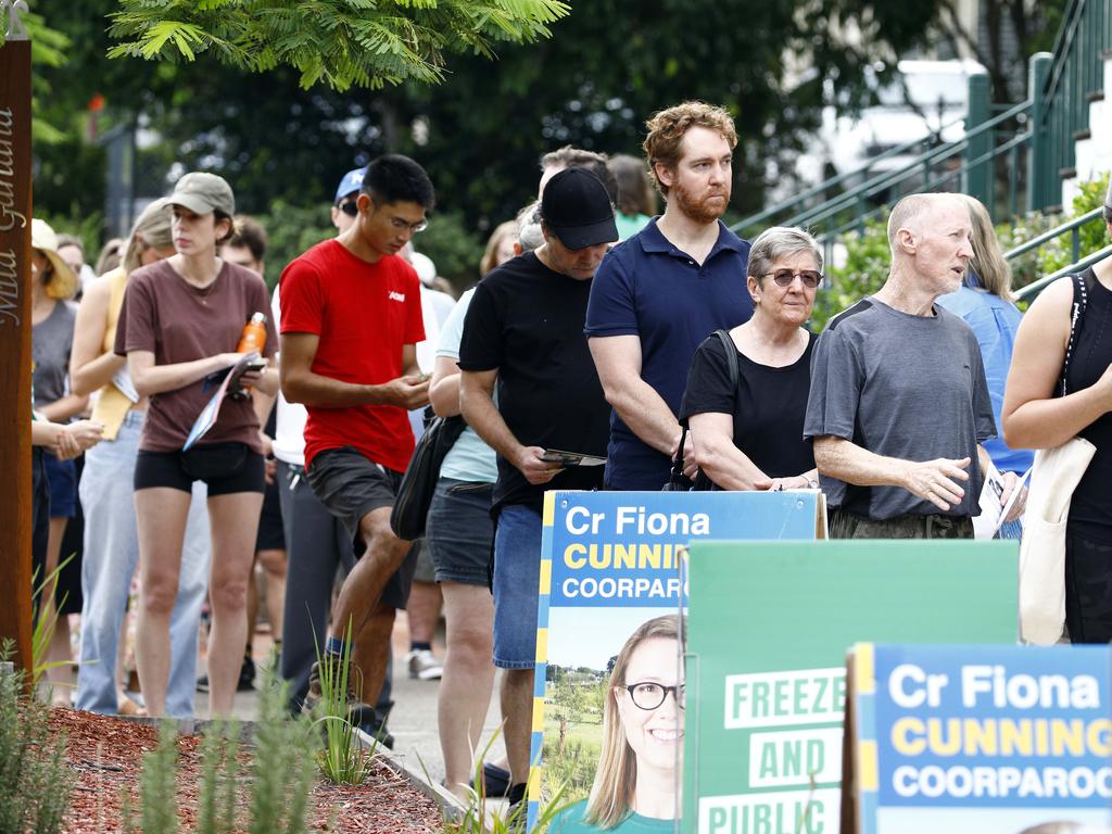 Voters endured long lines at the Coorparoo State School during the elections. Picture: NCA NewsWire/Tertius Pickard