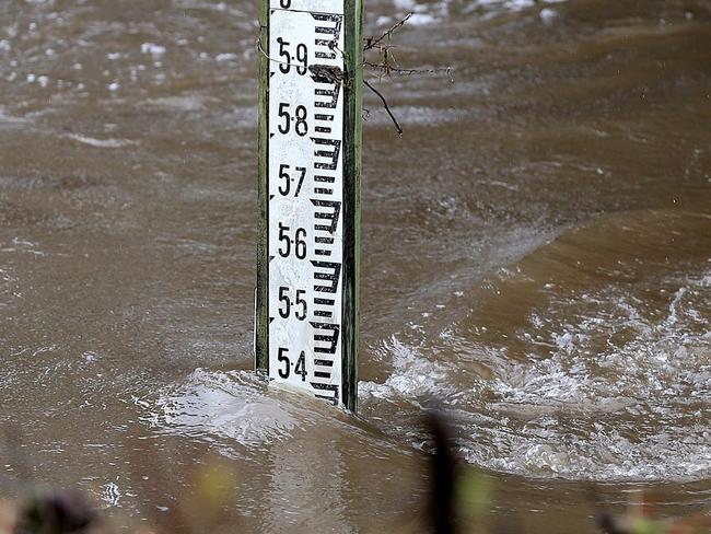 The Mary River is on Flood Watch, as an extreme rain event approaches the catchment, with high major totals expected on the Sunshine Coast and the hinterland.