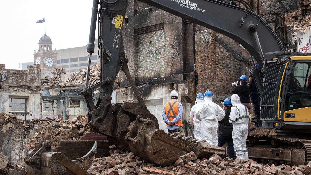 The process could take up to three days as police are required to remove layers of rubble for the police dog to search.. Picture: NCA NewsWire, Monique Harmer