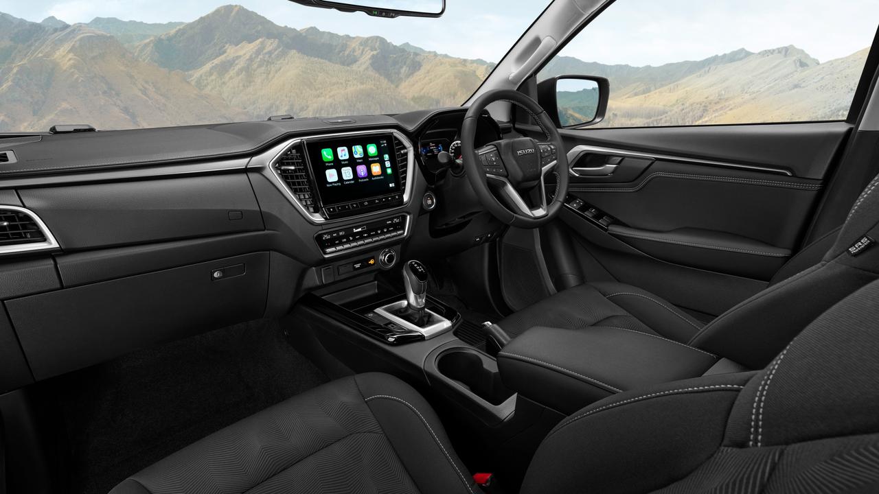 Inside the 22MY Isuzu D-MAX 4x4 LS-U.