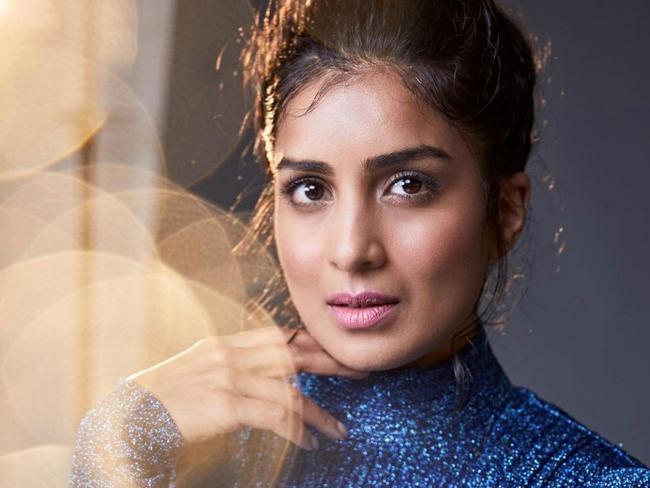 Pallavi Sharda headshot here x