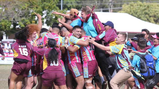 Keebra Park High celebrates. Picture Glenn Hampson