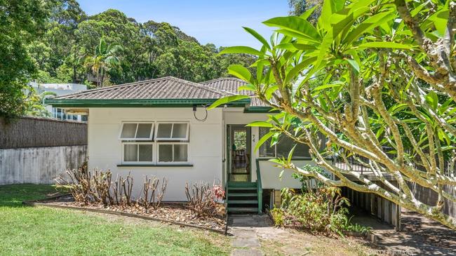 74 Upper Hastings St, Noosa Heads.