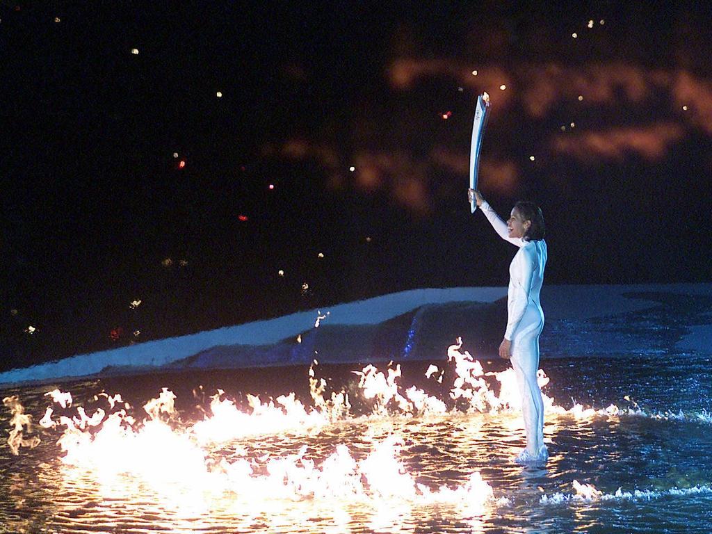 15/09/2000. 2000 Olympic Games. Sydney Olympics. Opening Ceremony. Cathy Freeman lights the Olympic cauldron.