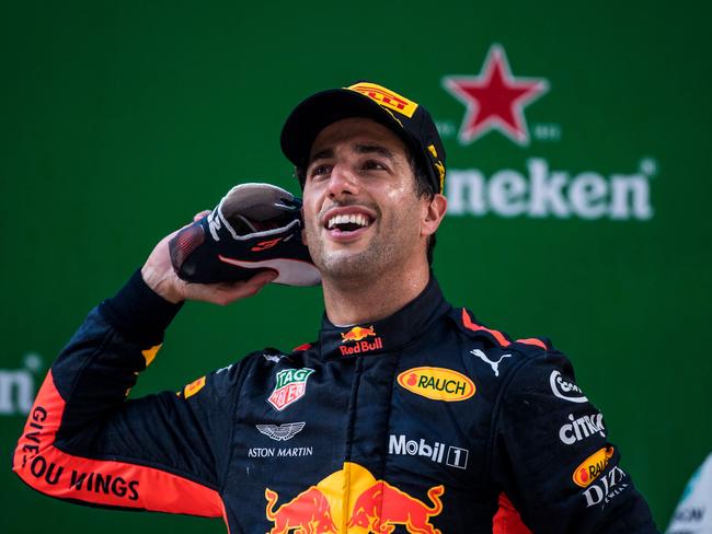 F1 China Grand Prix: Martin Brundle, Daniel Ricciardo title contender ...