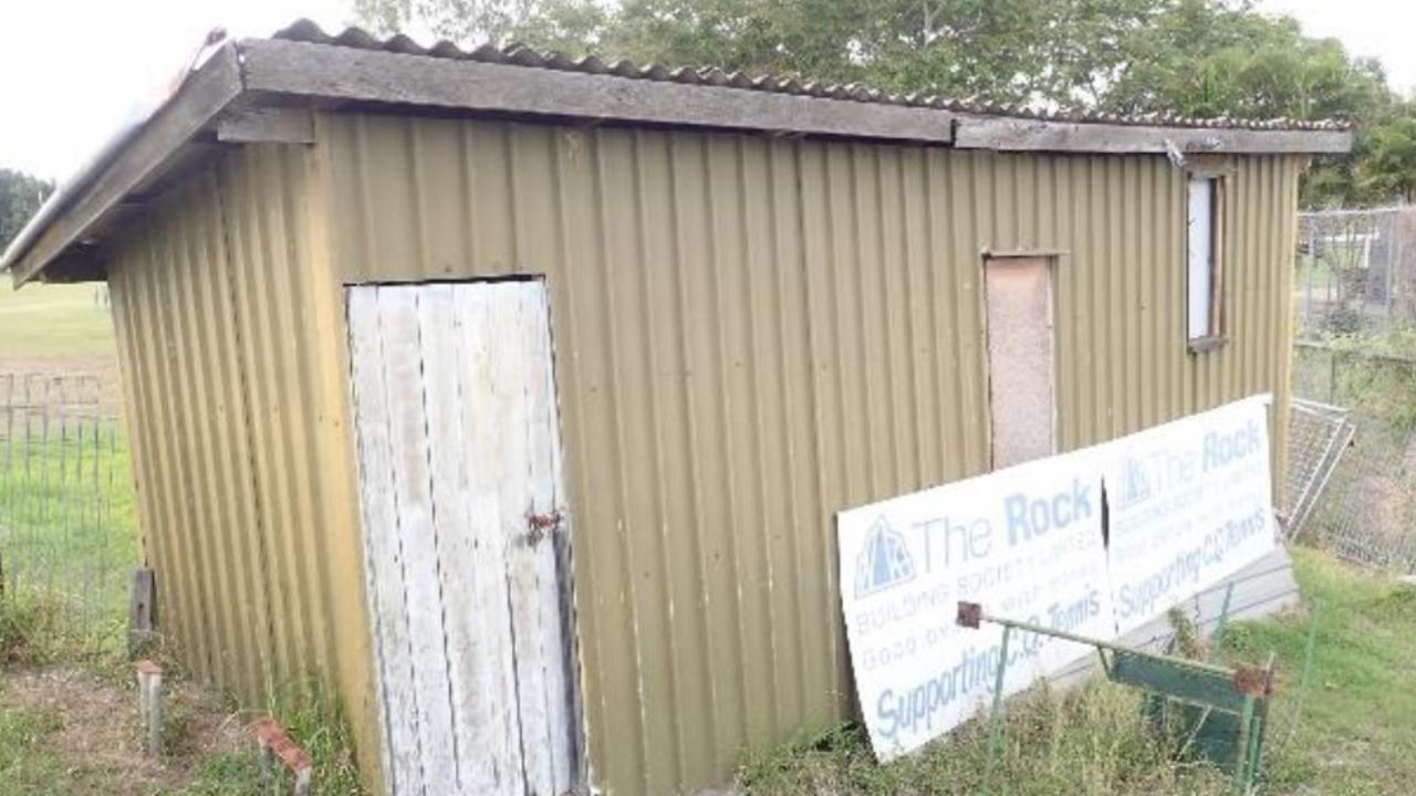 Victoria Park tennis courts shed.