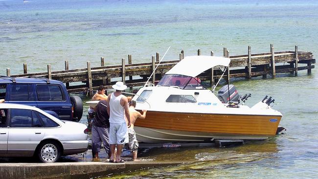 Feel the breeze in your hair and taste the salty air when you launch a boat at one of the many boat ramps, like Olivers Hill.