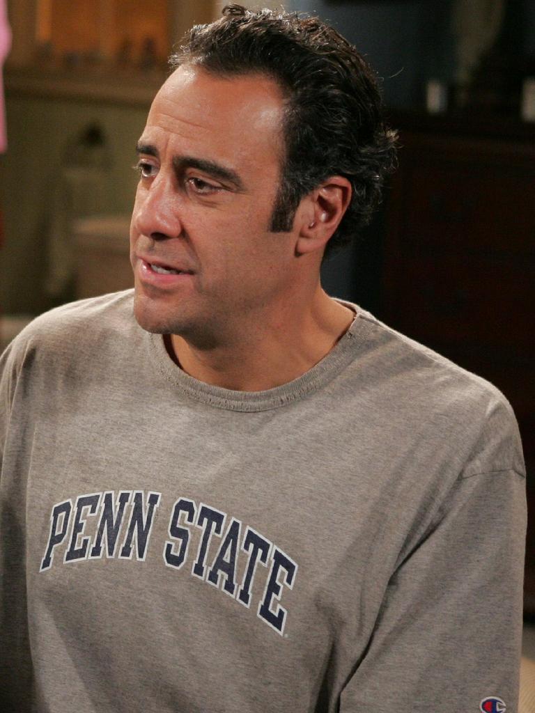 Brad Garrett.