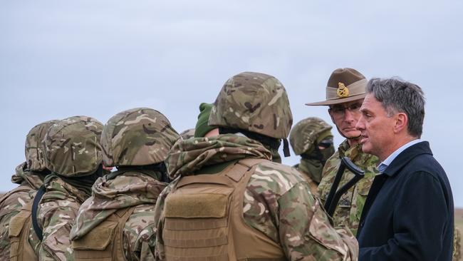 Richard Marles visits Australian personnel in southern England, where they are training Ukrainian recruits before they head to the frontline. Picture: Jacquelin Magnay