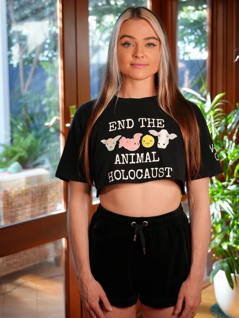 Vegan Protester Tash Peterson Reveals How She Uses Her Body To Promote  Animal Rights 
