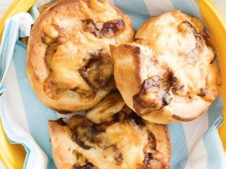 Cheesy Vegemite scrolls .