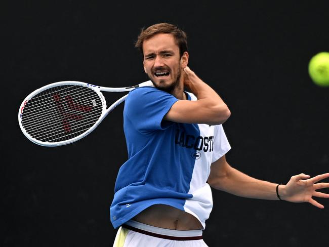 Russia's Daniil Medvedev attends a training session ahead of the men's singles semi-final match on day 12 of the Australian Open tennis tournament in Melbourne on January 25, 2024. (Photo by Paul Crock / AFP) / -- IMAGE RESTRICTED TO EDITORIAL USE - STRICTLY NO COMMERCIAL USE --