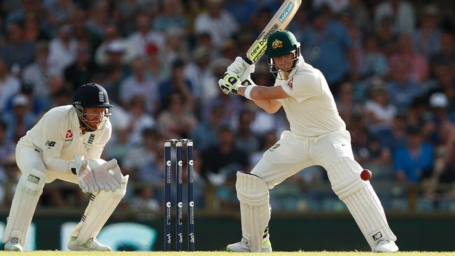 Steve Smith cuts during day two of the third Test. Photo: Getty Images