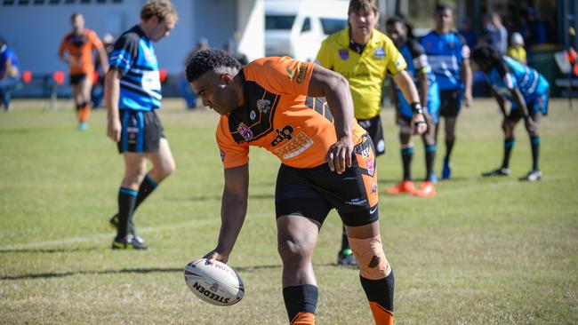 Keni Nadaro completes an easy try for the Avondale Tigers.