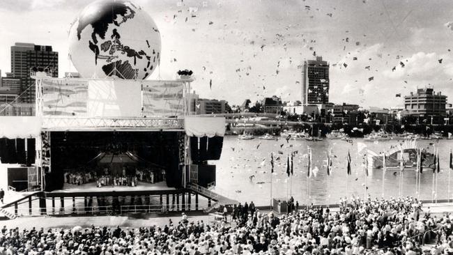 Expo 1988 opening day.