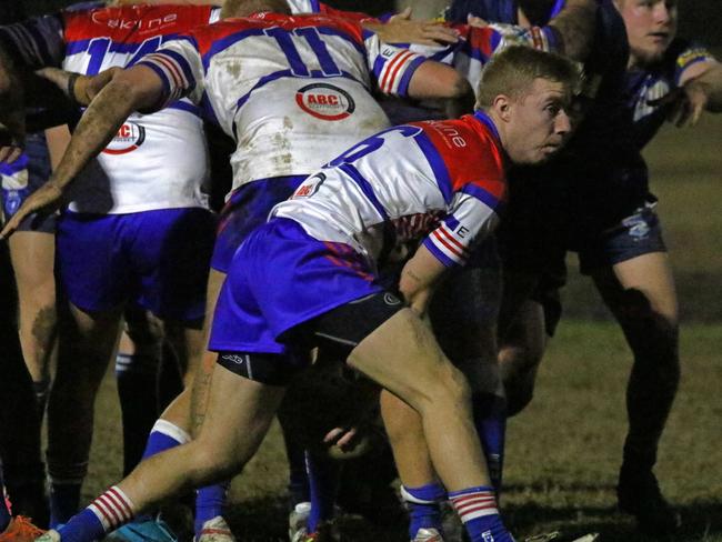 Jaiden Savage passes from the scrum. Picture Warren Gannon Photography